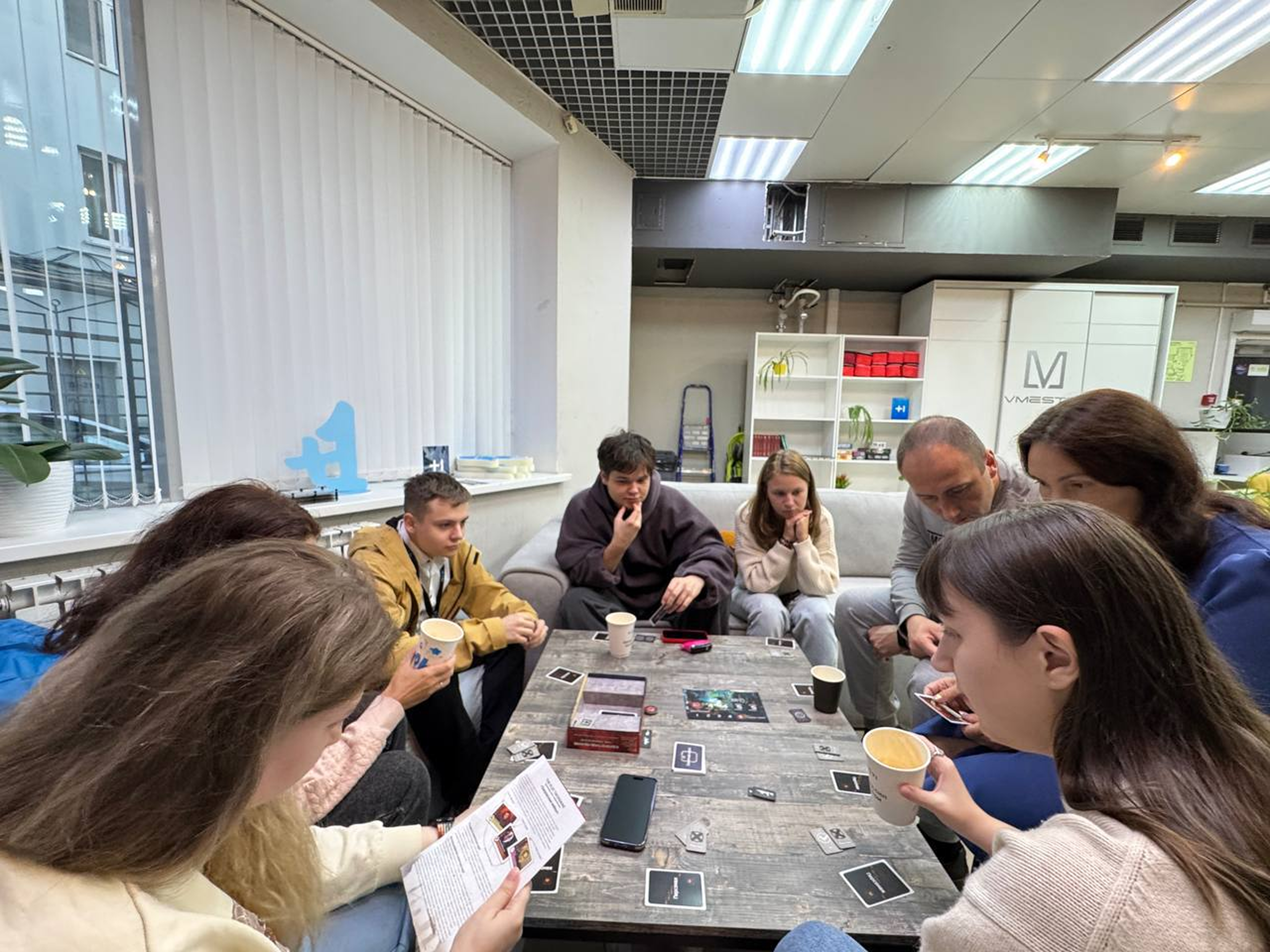 Аллея бренда