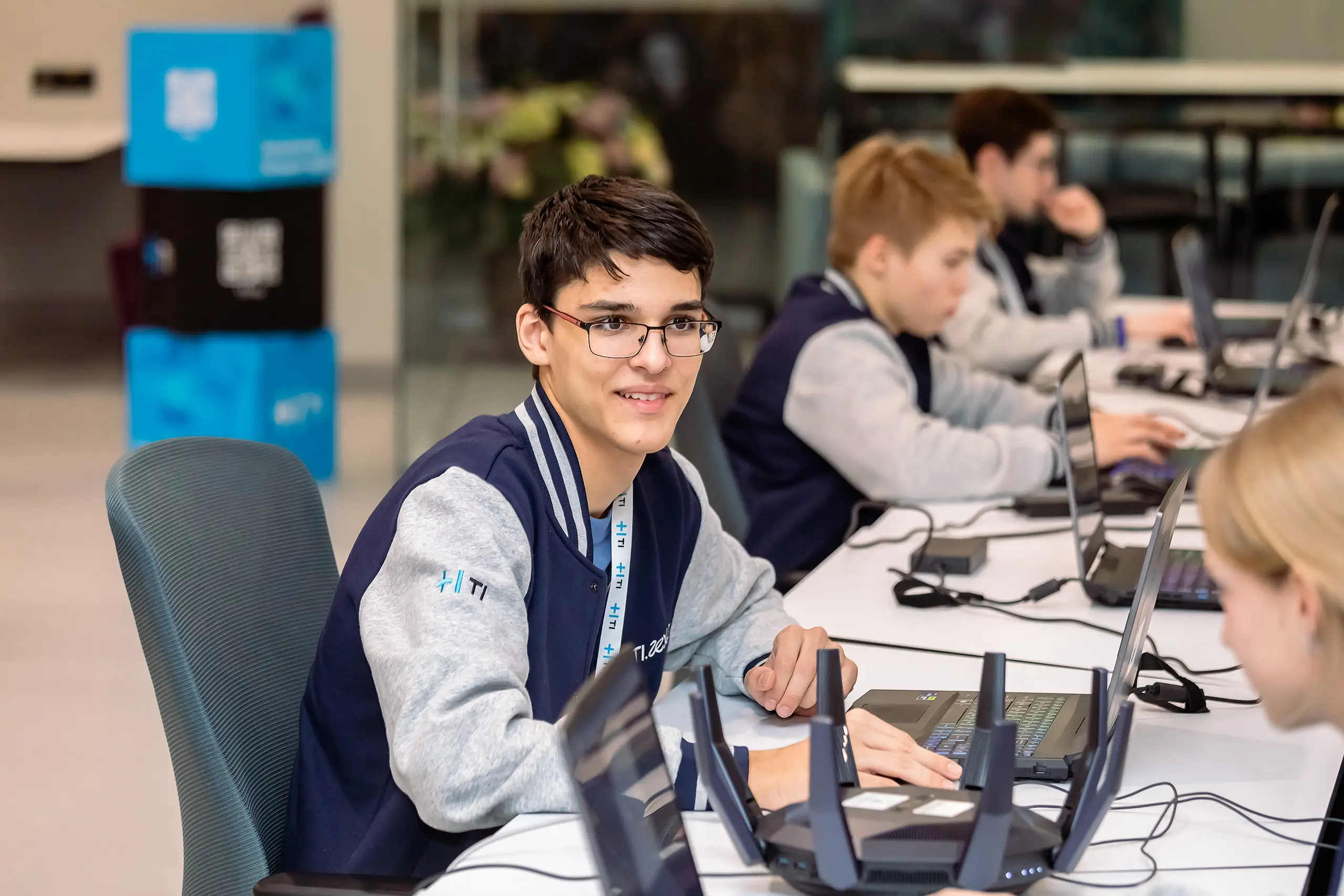 Карьера в Т1